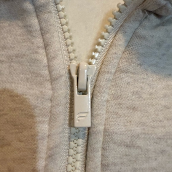Fabletics Quarterzip - Picture 2 of 7